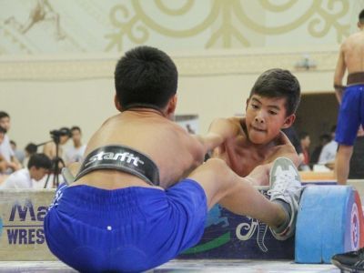 Юношеский турнир по мас-рестлингу собрал в Якутске 188 ребят