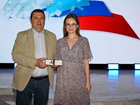 Владимир Соловьёв и Алексей Вишневецкий поздравили луганских коллег с Днём журналиста