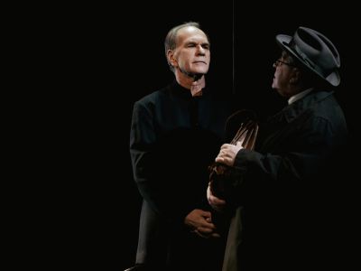 Билеты на Фальшивая нота (Театр Вахтангова) / Театр | Афиша | ИнфоТаймс