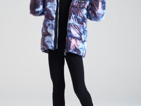 Куртка текстильная с полиуретановым покрытием для девочек