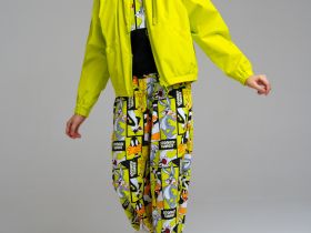 Куртка текстильная с полиуретановым покрытием для девочек (ветровка)