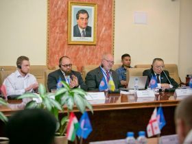 Семья мас-рестлинга пополнилась: в МФМ 38 стран.