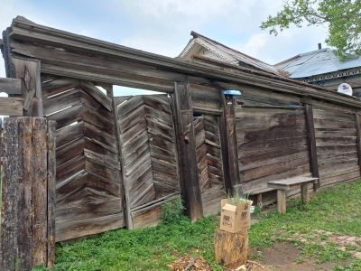 Ворота с заплотом