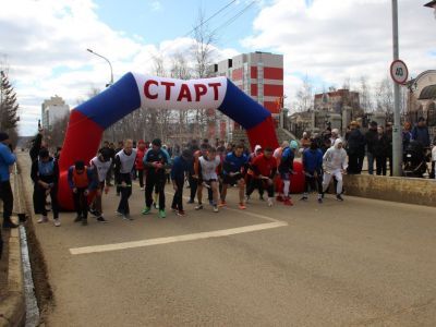 В День Победы Александр Басыров принял участие в эстафетном беге