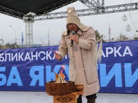 15 хозяйств и предприятий участвуют в ярмарке «Рыба Якутии — 2025»