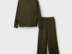 Комплект трикотажный для девочек: джемпер, брюки