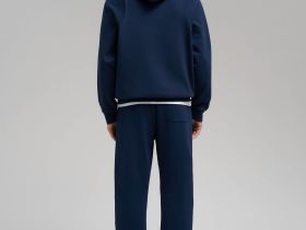 Свободное худи из футера