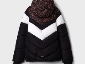 Куртка текстильная с полиуретановым покрытием для девочек