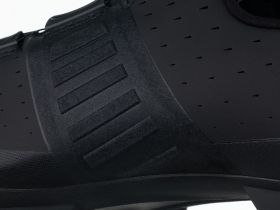 Велотуфли Fizik Vento Overcurve X3 (черный 40)