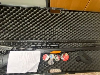 Винтовку, пистолеты и унты украл у знакомого житель Якутска