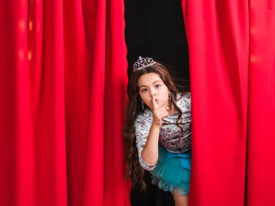 Билеты на Новогоднее Зазеркалье (Красная мельница) / Театр | Афиша | ИнфоТаймс