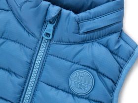 Жилет утепленный для маленького мальчика