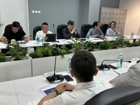 Глава Якутии дал старт управленческой программе для госпредприятий