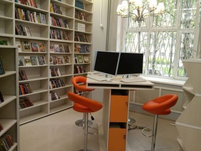 Библиотека № 7 на Искровском