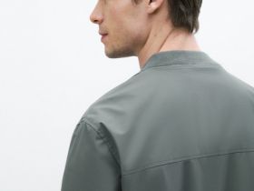 Бомбер, Зеленый