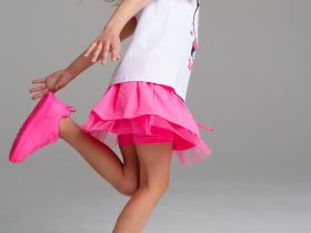 Комплект трикотажный для девочек: фуфайка (футболка), юбка-шорты