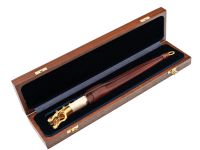 Подарочный нож Олень. Коллекция «Скифы», дамасская сталь с никелем, рукоять моржовый клык, гранат