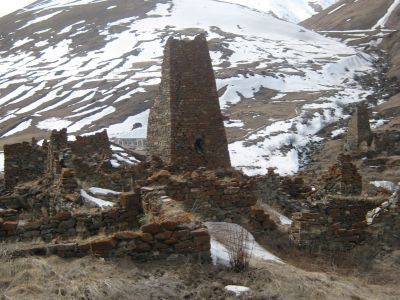 Оборонительная башня Гаева Беса и культовое здание