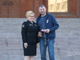 В Якутске провели концерт «Наши маяки», посвящённый Героям России