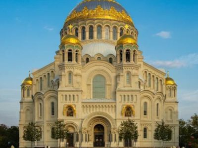 Экскурсия в Кронштадт с теплоходной прогулкой по фортам