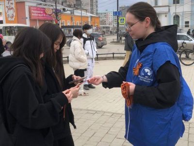 Более 18 тысяч георгиевских ленточек раздали в Якутии. Акция продлится по 9 мая