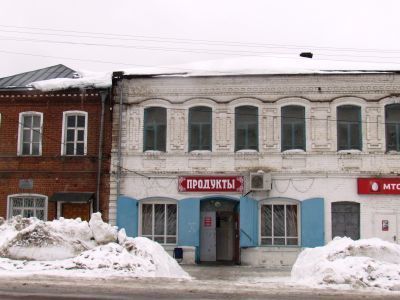 Дом жилой с лавками
