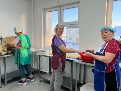 Коллектив школы из Усть-Алданского района принял участие в акции Народного фронта «Все для Победы!»