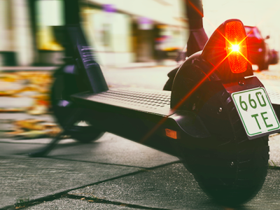 Скорость движения на арендованных самокатах могут ограничить