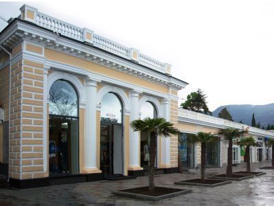 Торговые ряды гостиницы «Россия»