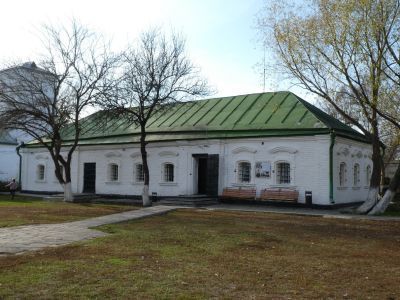 Служебная постройка