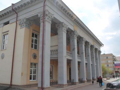 Историческое место - площадь Восставших