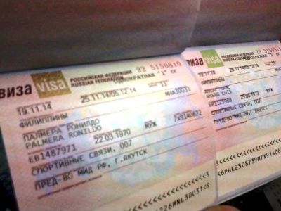 Филиппинцы запаслись теплой одеждой