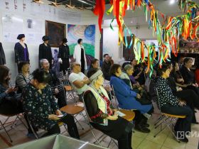 В Якутске отметили день рождения основателя музея музыки и фольклора Аизы Решетниковой