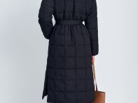 Стеганое утепленное пальто с капюшоном