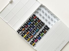 Набор акварели Гамма "Старый Мастер", 24 цв*2,6 мл. пластик. пенал