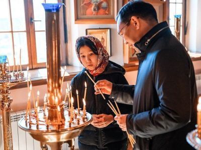 Айсен Николаев поздравляет якутян со светлым праздником Пасхи