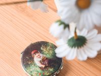 Таблеточница "Девочка в поле"