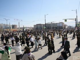 5,5 тысяч пар станцевали вальс Победы в Якутске