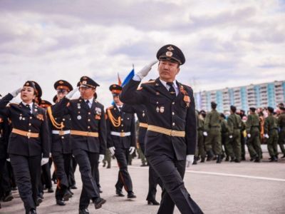 В Якутске прошел парад Победы