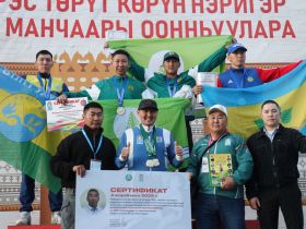 Первый из Анабара, и 26 лет ради золота. Мас-рестлеры разыграли медали Игр Манчаары