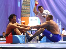 Мас-рестлеры Якутии прошли в финал чемпионата России