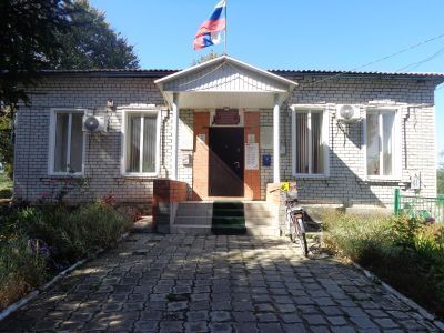 Памятное место, где в 1918 г. произошло формирование Унароковского добровольческого пехотного полка под командованием А.Д. Метелева