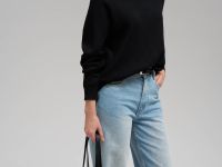 Легкий базовый джемпер свободного кроя