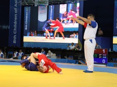 Самбисты вступили в борьбу за медали игр «Дети Азии» в Якутске