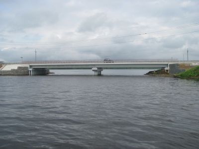 Плотина заводского пруда