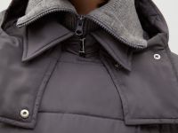 Стеганое утепленное пальто с поясом