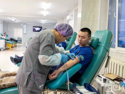 «Спаси жизнь»: сотрудники Службы спасения Якутии провели донорскую акцию