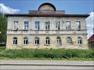 Первое приходское мужское и женское 3-классное городское училище