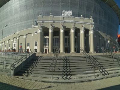 Фасад восточной трибуны главной спортивной арены