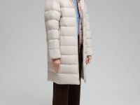 Пуховое пальто со съемным капюшоном